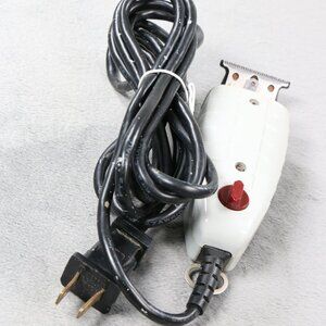 Andis T-Outliner Professional Modified Skeleton Pro Trimmer With Pro-Mate Blade